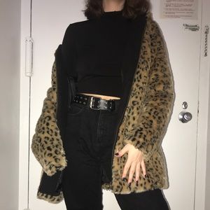 ¿ZARA CHEETAH/LEOPARD FAUX FUR COAT?